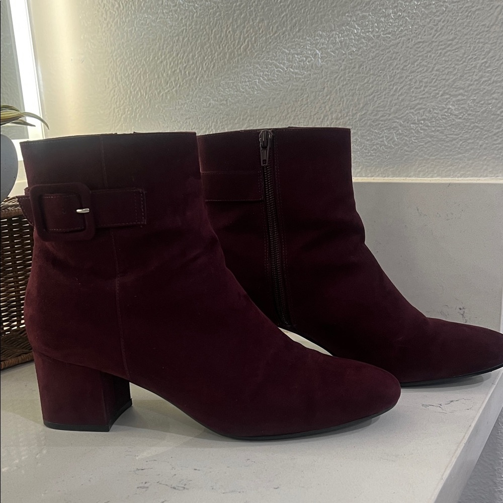 Chic Burgundy Ankle Booties. Burgundy, women’s size 10